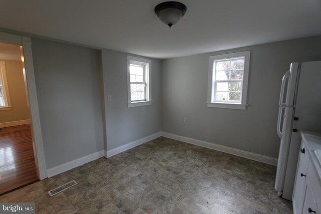 Building Photo - 5744 Charles Town Rd