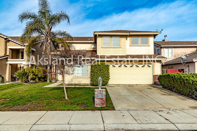 Primary Photo - 813 Boulder Ave