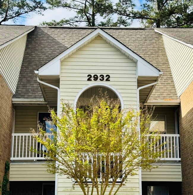 Building Photo - 2932 Mulberry Ln