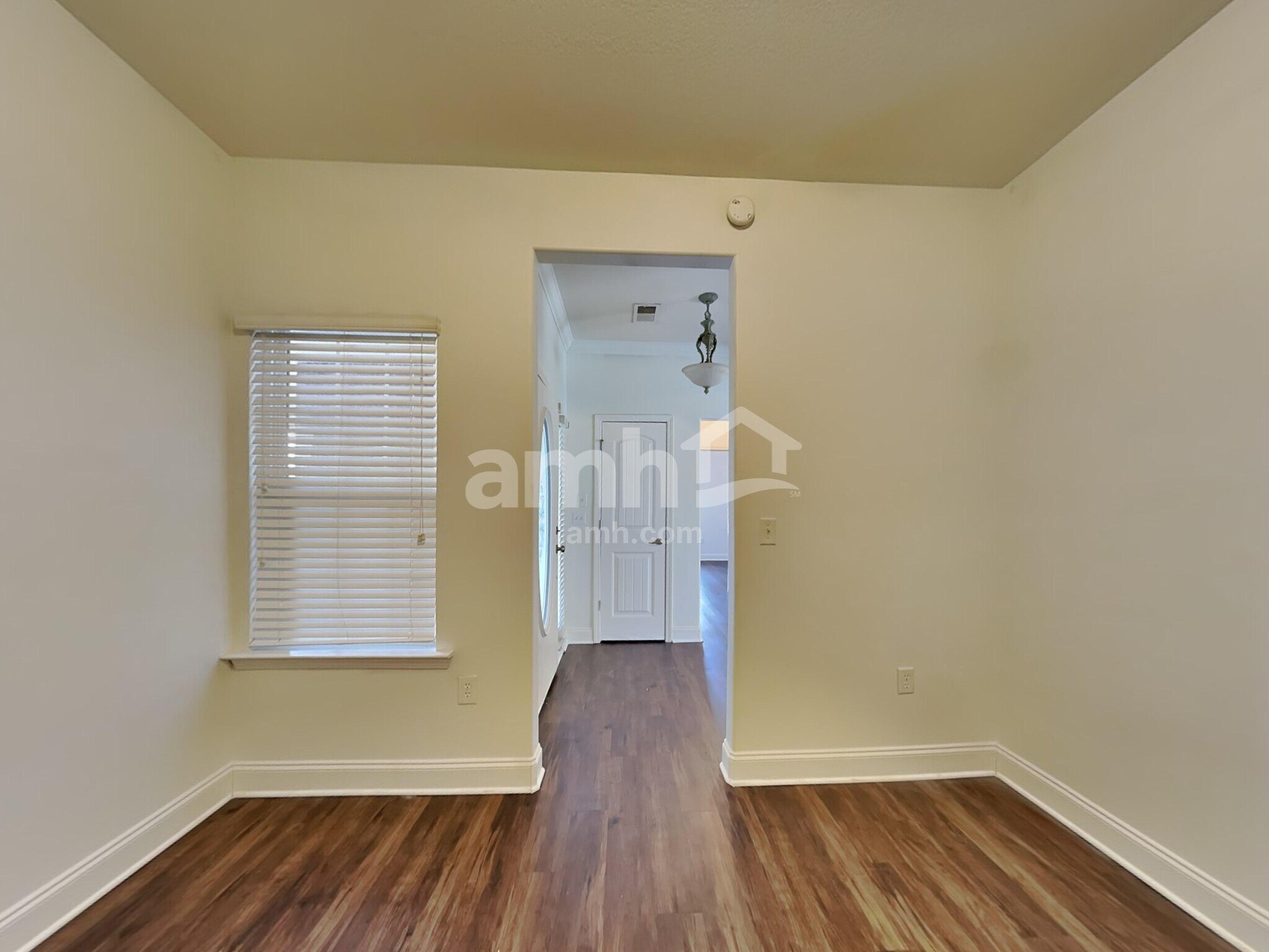 Building Photo - 439 W Rustling Leaves Ln