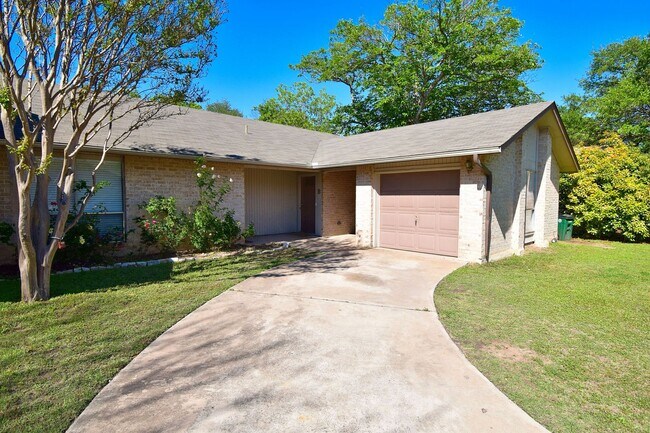 Building Photo - 5936 Cherry Loop