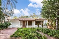Building Photo - 407 Minorca Ave