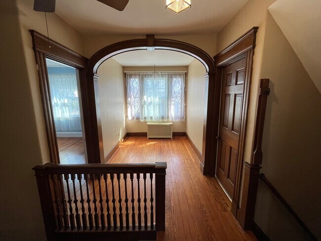 Building Photo - 487 Andover St