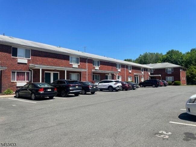 Building Photo - 291 Garibaldi Ave