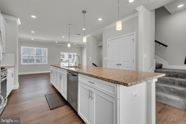 Building Photo - 5754 Frederick Douglas Pl