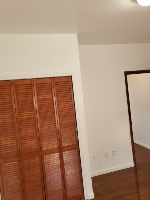 Building Photo - 1829 N Port St