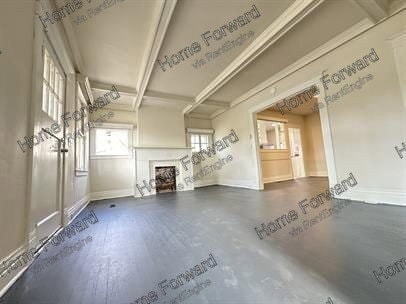 Building Photo - 463 Linden Ave