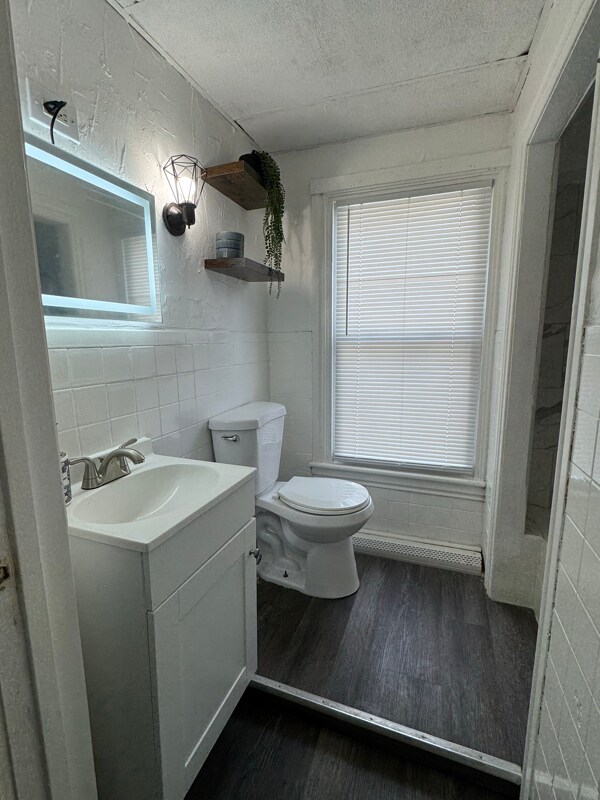 Building Photo - 16 Spaulding St