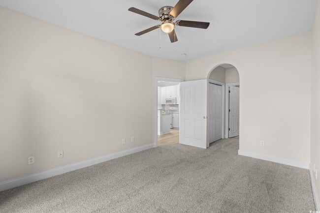 Building Photo - 4519 N Plantation Harbour Dr