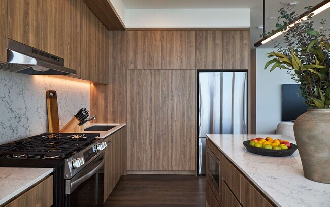 Building Photo - 1006 S Michigan Ave