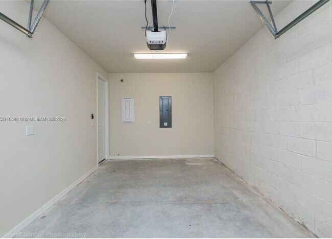 Building Photo - 3932 Long Leaf Ln