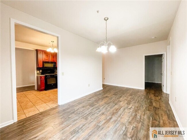 Building Photo - 105 Regency Pl