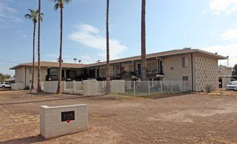 Building Photo - *End mgmt 05.01.2024* 12th Street Apartmen...