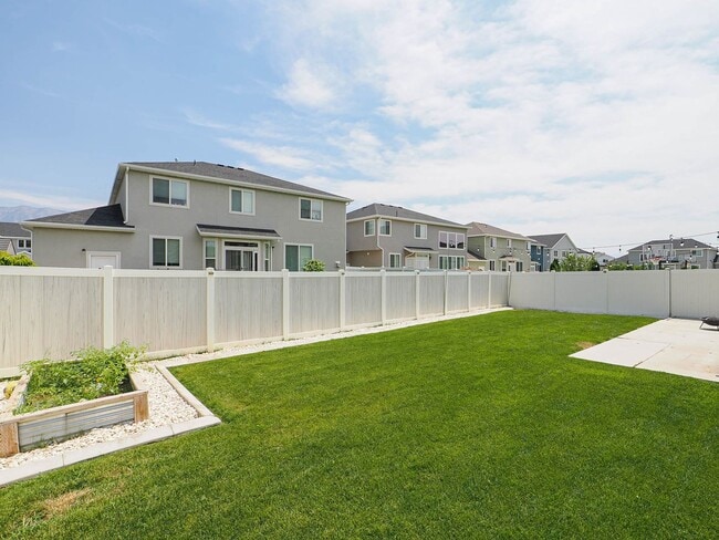 Building Photo - 69 S Serrata Ln