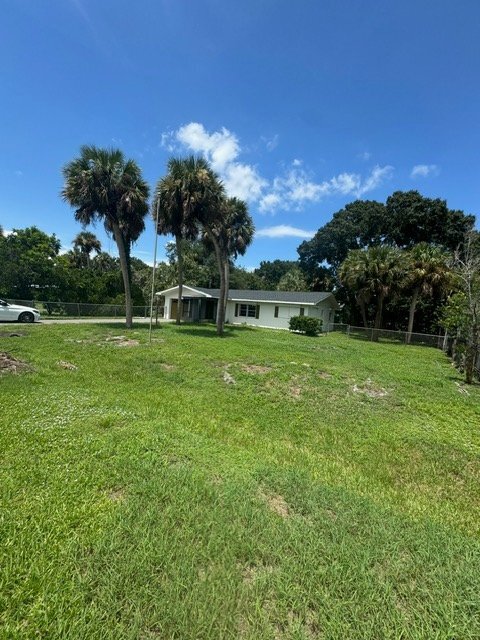 Building Photo - 7406 Pacific Ave