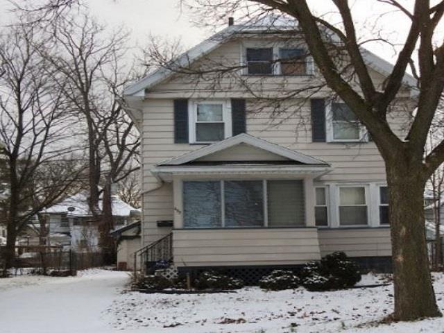 Primary Photo - 495 Electric Ave