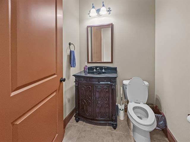 Building Photo - 555 Via Amalfi