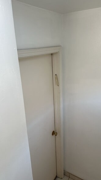 Building Photo - 17739 Welby Way