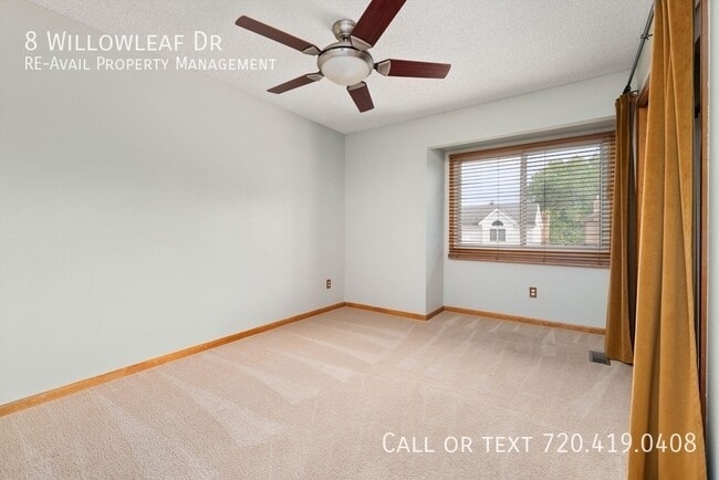 Building Photo - 8 Willowleaf Dr