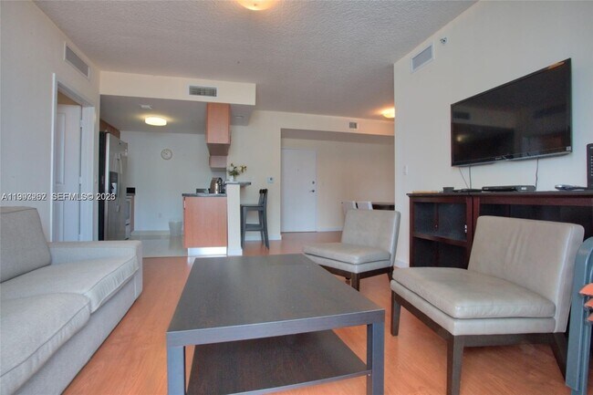 Building Photo - 601 NE 23rd St