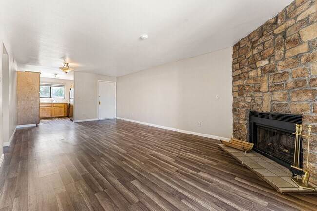Building Photo - Renovated 2-Bed/2-Bath Condo in Tall Pines, Lakewood!