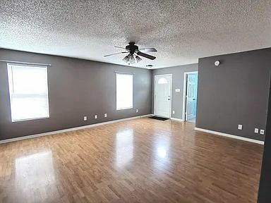 Building Photo - 3411 Summer Breeze Cir