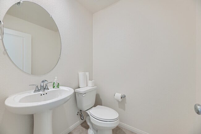 Building Photo - 2777 Abrantes Pl