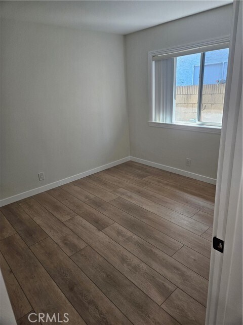 Building Photo - 6801 Glen Dr