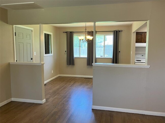 Building Photo - 217 Byrd Dr