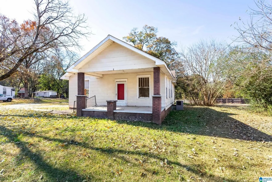 Building Photo - 164 Virginia Ave N