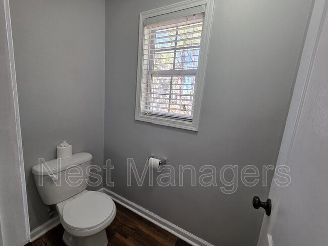 Building Photo - 366 Carolina Oaks Cir