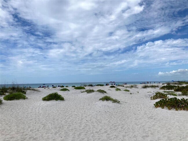 Building Photo - 8787 St Kitts Cir