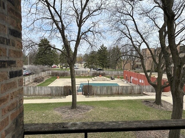 Building Photo - 1931 Prairie Square