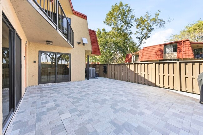 Building Photo - 8135 Severn Dr