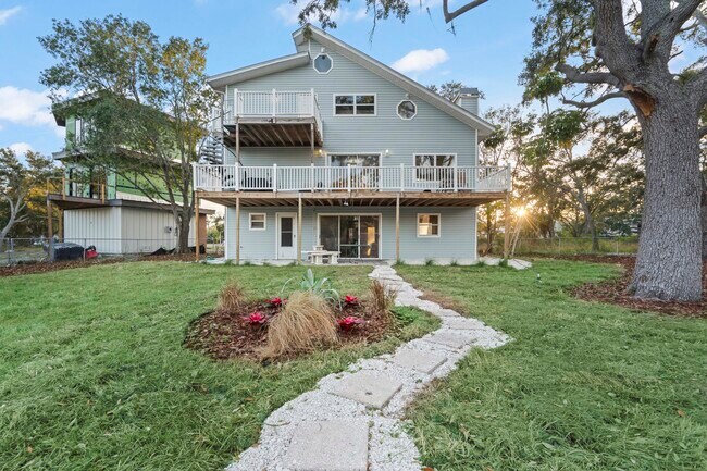 Building Photo - 4857 Hummingbird Trail