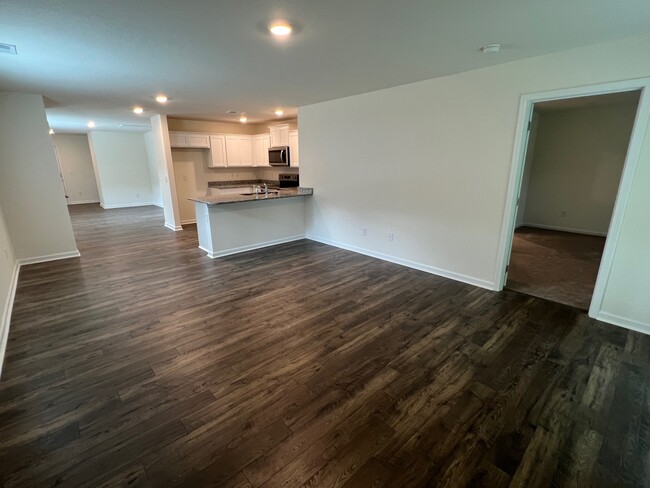 Building Photo - 336 Arrowhead Dr