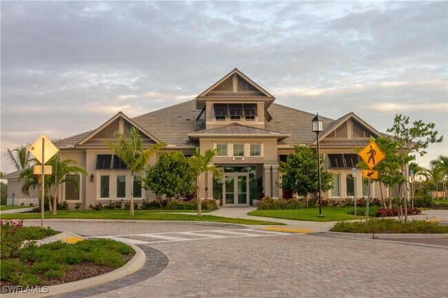 Building Photo - 232 Indies Dr E