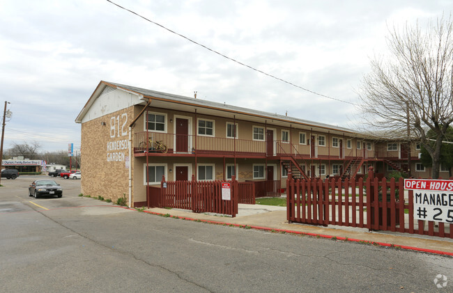 Building Photo - Henderson Garden