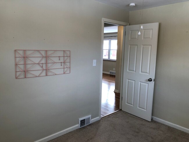 Building Photo - Single Family home in Plum