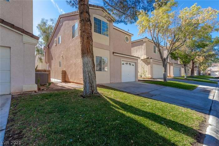 Building Photo - 6027 Chisolm Trl