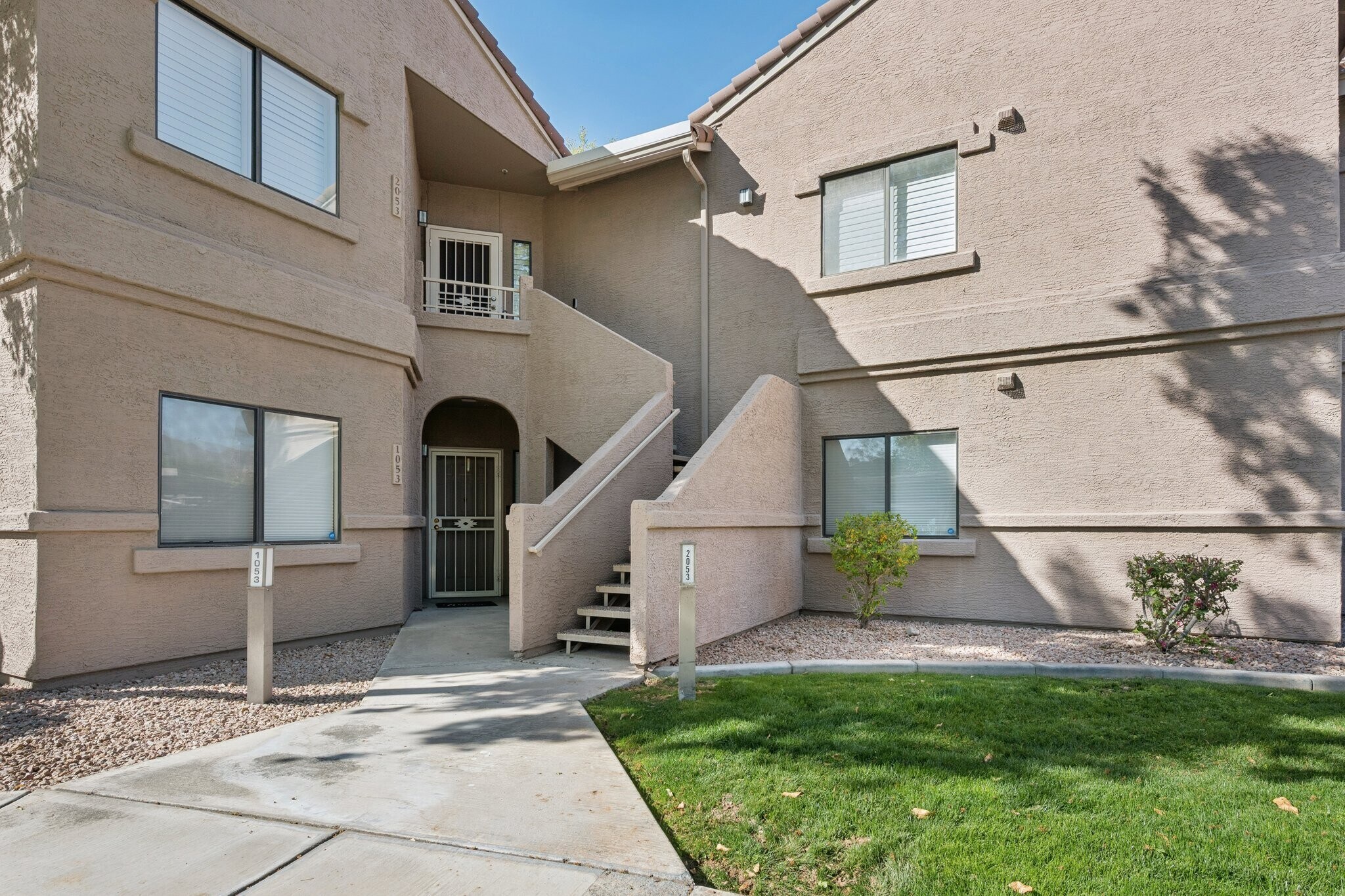 Building Photo - 15050 N Thompson Peak Pkwy