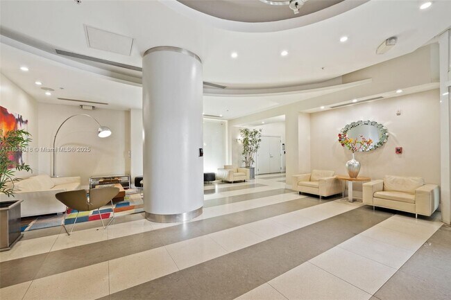 Building Photo - 3001 S Ocean Dr