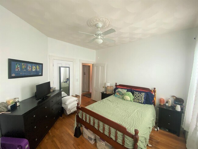 Building Photo - 377 Highland Ave