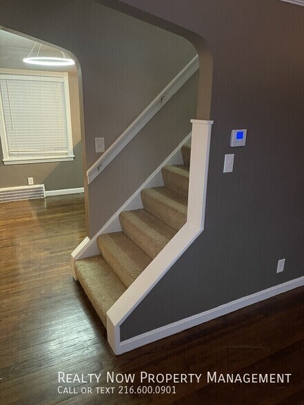 Building Photo - 25300 Lakeshore Blvd