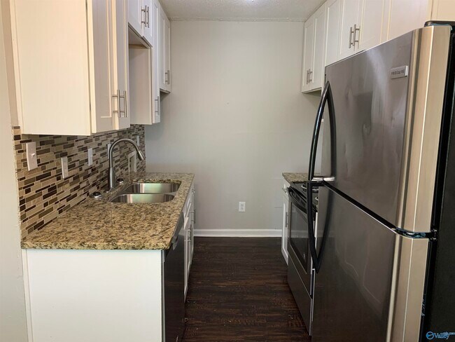 Building Photo - 1403 Ascent Trail NW