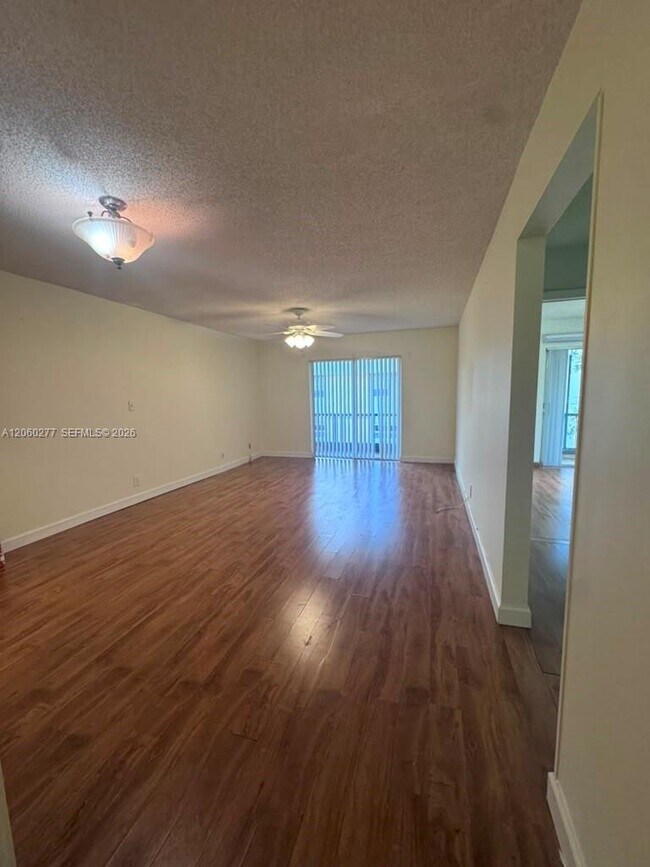 Building Photo - 4117 NW 88th Ave