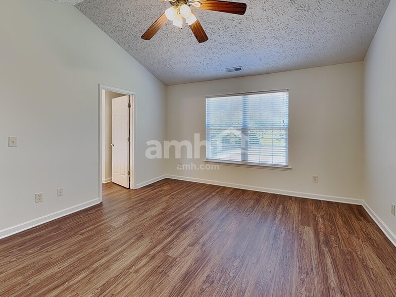 Building Photo - 7221 Fribourg Ct