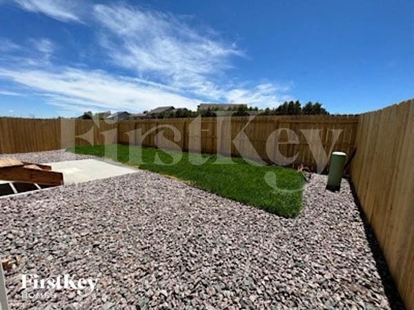 Building Photo - 10045 Luneth Dr