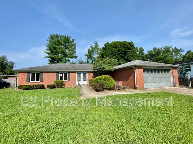 Primary Photo - 6110 Munsee Ln