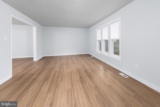 Building Photo - 115 Greenvale Ct